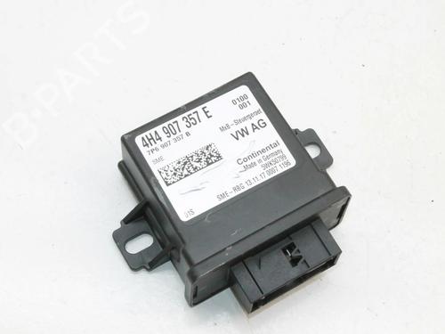Used Electronic module Electronic module AUDI A6 C7 (4G2, 4GC) 2.0 TDI (190 hp) 39842120 39842120