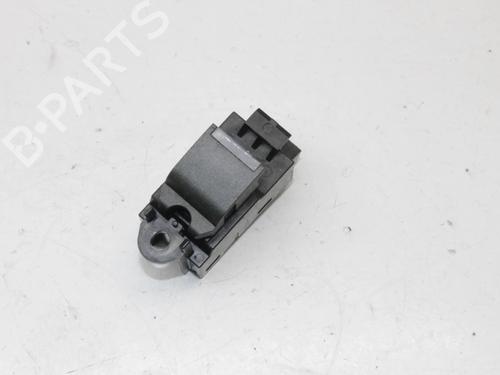 left-rear-window-switch-land-rover-range-rover-evoque-l538-2011-2012-2013-2014-2015-2016-2017-2018-2019-39769911 main image