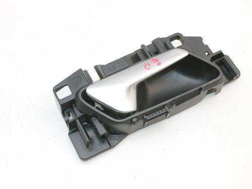 Used Rear right interior door handle Rear right interior door handle OPEL ASTRA L Sports Tourer (OV5) 1.2 (FRHNSL, FRHNSR) (131 hp) 39767602 39767602