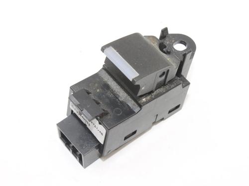Used Right rear window switch Right rear window switch LAND ROVER RANGE ROVER EVOQUE (L538) 2.2 D 4x4 (190 hp) 39848277 39848277