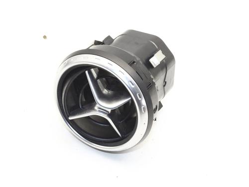 Used Air vent Air vent MERCEDES-BENZ GLA-CLASS (X156) GLA 220 d 4-matic (156.905) (177 hp) 39874410 39874410