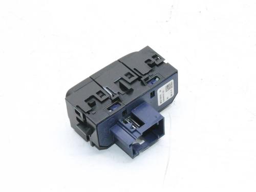 Switch OPEL CORSA F (P2JO) 1.2 (68) | BP39803813I30 - Image 4