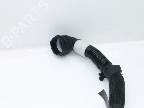 Pipe TESLA MODEL Y (5YJY) EV Performance All-wheel Drive | BP39804432M125 - Image 2
