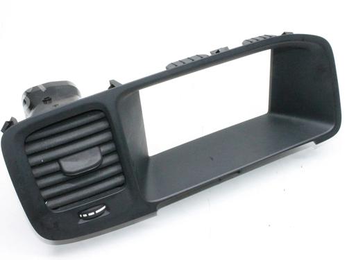 air-vent-volvo-v60-i-155-2010-2011-2012-2013-2014-2015-2016-2017-2018-39785425 main image