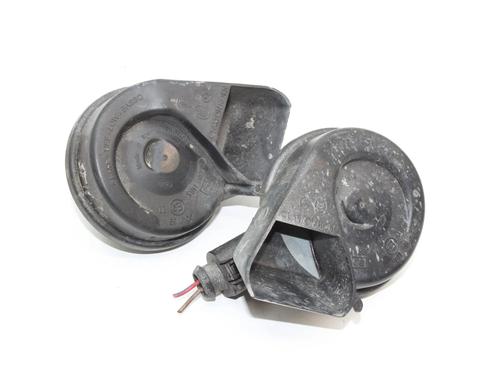 horn-audi-a6-c7-avant-4g5-4gd-2011-2012-2013-2014-2015-2016-2017-2018-2019-39796169 main image