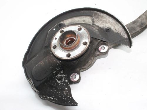 Right front steering knuckle VOLVO XC60 II (246) D4 AWD | BP39828918M26 - Image 2