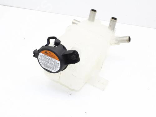 Used Expansion tank Expansion tank TOYOTA bZ4X (_EAM1_) EV (YEAM15) (218 hp) 39772110 39772110