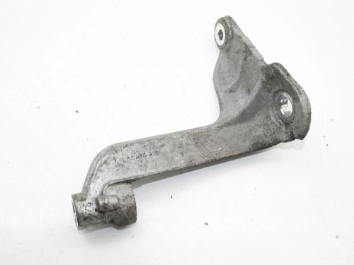 Used Engine mount Engine mount RENAULT CAPTUR II (HF_) TCe 100 (HFMT) (101 hp) 39866554 39866554