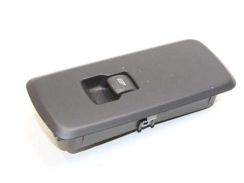 Used Right rear window switch Right rear window switch LAND ROVER DISCOVERY IV (L319) 3.0 TD 4x4 (245 hp) 39828780 39828780