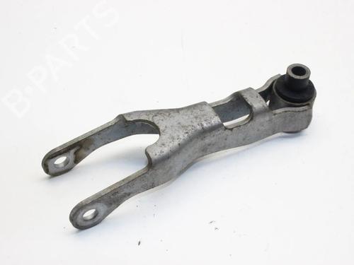 support-volvo-v40-hatchback-525-2012-2013-2014-2015-2016-2017-2018-2019-39788897 main image