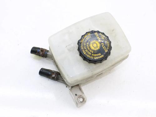 Used Brake fluid reservoir Brake fluid reservoir LEXUS RX (_U3_) 400h (MHU38_, MHU38R) (272 hp) 39843037 39843037