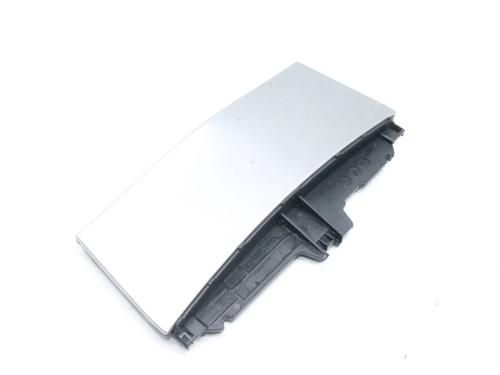 middle-console-mercedes-benz-c-class-coupe-c204-2011-39772078 main image