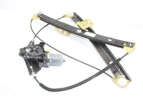 Rudehejsemekanisme ventre foran Rudehejsemekanisme ventre foran AUDI A4 B9 Avant (8W5, 8WD) 2.0 TDI (190 hp) 39858454 39858454