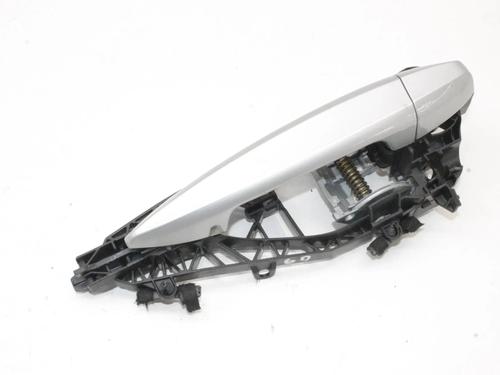 Venstre bagtil udvendigt håndtag Venstre bagtil udvendigt håndtag BMW X1 (F48) xDrive 20 d (190 hp) 39813331 39813331