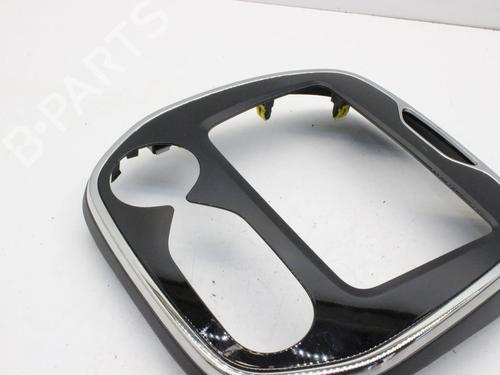 Middle console RENAULT CAPTUR I (J5_, H5_) 1.5 dCi 90 (J5N4, J5M5, J5MW, J5M6, J5AL, J5AJ) | BP40166954I22 - Image 3