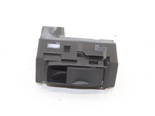 Comutador vidro trás esquerdo Comutador vidro trás esquerdo JEEP GRAND CHEROKEE III (WH, WK) 3.0 CRD 4x4 (218 hp) 39831888 39831888