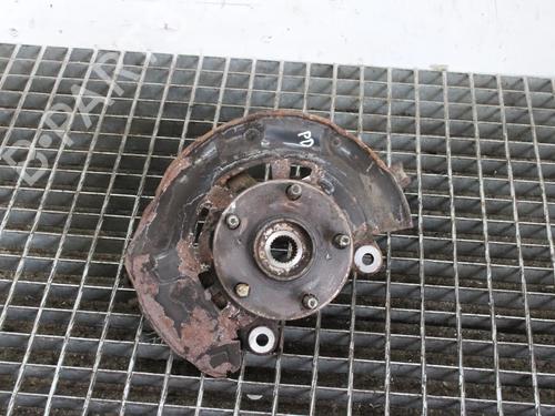 Used Right front steering knuckle Right front steering knuckle TOYOTA AURIS (_E15_) 1.8 Hybrid (ZWE150_, ZWE150R) (136 hp) 39866824 39866824