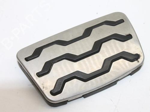 Used Break pedal Break pedal KIA SOUL II (PS) EV Electric (110 hp) 39843729 39843729