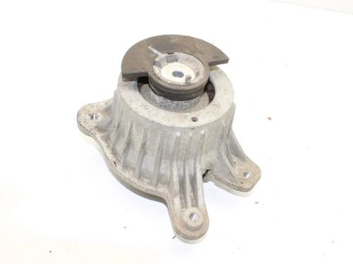 Used Engine mount Engine mount MERCEDES-BENZ C-CLASS T-Model (S205) C 350 e (205.247) (279 hp) 39811715 39811715