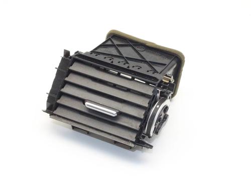 air-vent-land-rover-range-rover-evoque-l538-2011-2012-2013-2014-2015-2016-2017-2018-2019-39780058 main image