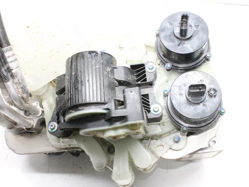 Control unit TESLA MODEL Y (5YJY) Long Range All-wheel Drive | BP39827743M11 - Image 4
