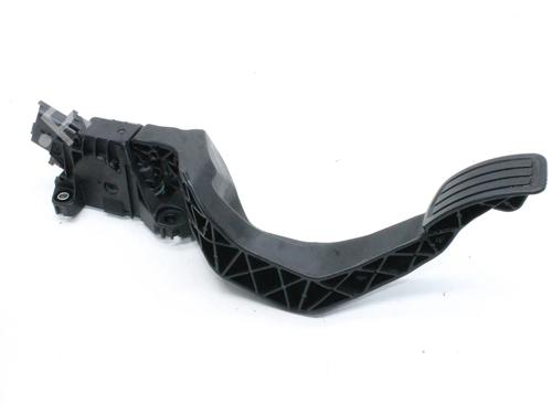 Used Pedal Pedal OPEL CORSA F (P2JO) 1.2 (68) (101 hp) 39787066 39787066