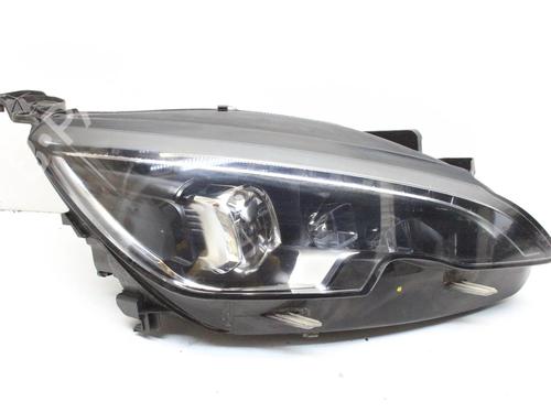 Used Right headlight Right headlight PEUGEOT 308 II (LB_, LP_, LW_, LH_, L3_) 2.0 BlueHDi 150 (150 hp) 39825109 39825109