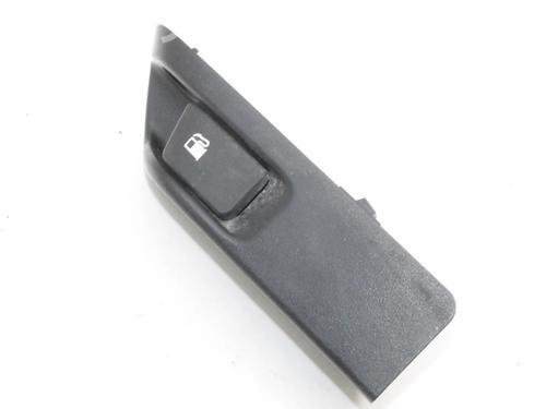 Used Switch Switch TOYOTA AURIS (_E15_) 1.8 Hybrid (ZWE150_, ZWE150R) (136 hp) 39867757 39867757