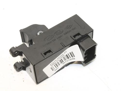 Left rear window switch HYUNDAI i40 I (VF) 1.7 CRDi | BP39817551I29 - Image 4