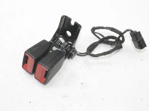 Sikkerhedssele-spænde Sikkerhedssele-spænde FORD FIESTA VII (HJ, HF) 1.0 EcoBoost (125 hp) 39875481 39875481