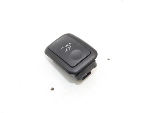 switch-mercedes-benz-c-class-w204-2007-2008-2009-2010-2011-2012-2013-2014-2015-39790586 main image