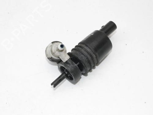 Washer pump FORD KUGA II (DM2) 2.0 TDCi 4x4 | BP39786584E24 - Image 2