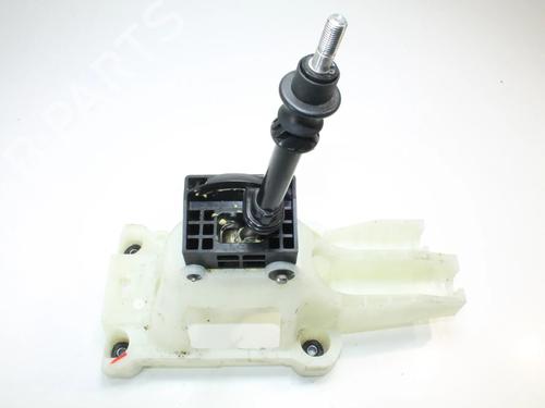 gear-lever-mitsubishi-outlander-ii-cw_w-2005-2006-2007-2008-2009-2010-2011-2012-39816781 main image