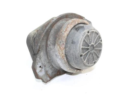 Used Engine mount Engine mount LAND ROVER RANGE ROVER SPORT I (L320) 2.7 D 4x4 (190 hp) 39837785 39837785