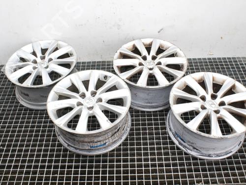 Used Wheel set Wheel set LEXUS IS III (_E3_) 300h (AVE30_, AVE30R) (223 hp) 40189697 40189697