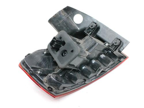 Right taillight VW PASSAT B8 Variant (3G5, CB5) 2.0 TDI | BP39854333C35 - Image 2
