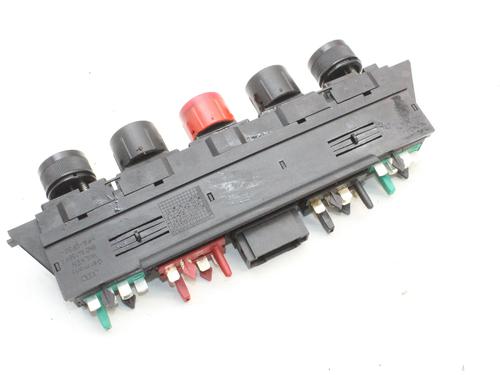 Switch AUDI TT Roadster (8N9) 3.2 VR6 quattro | BP39844906I30 - Image 2