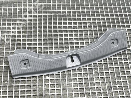 Pynteleist til bakluke Pynteleist til bakluke OPEL MOKKA / MOKKA X (J13) 1.4 (_76) (140 hp) 39851500 39851500