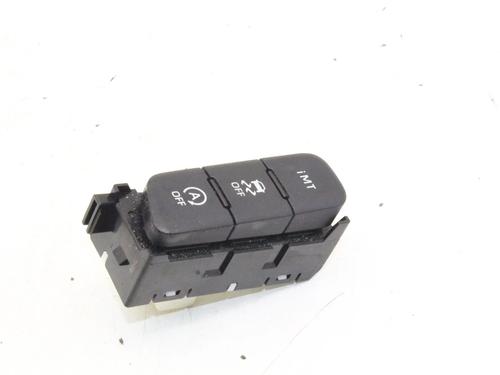 switch-toyota-yaris-_p21_-_pa1_-_ph1_-2020-39768768 main image