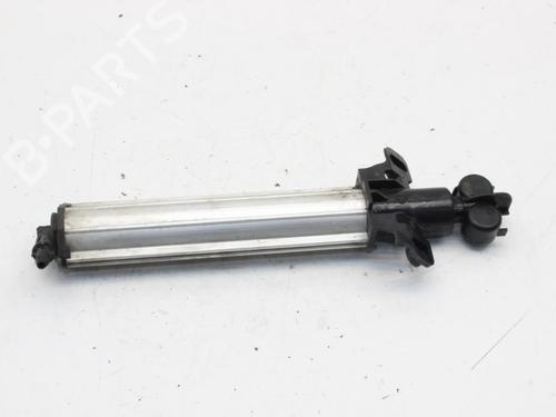 Used Headlight washer Headlight washer VOLVO V60 I (155) D5 Hybrid AWD (230 hp) 40536795 40536795