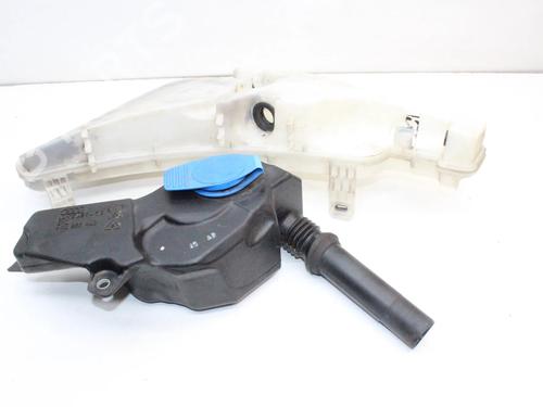 windscreen-washer-tank-audi-a6-c7-4g2-4gc-2010-2011-2012-2013-2014-2015-2016-2017-2018-2019-39817983 main image