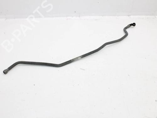 pipe-nissan-nv300-van-x82-2016-39778121 main image