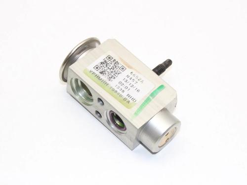 electronic-sensor-volvo-v40-hatchback-525-2012-2013-2014-2015-2016-2017-2018-2019-39774747 main image