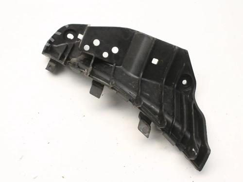 Used Front bumper bracket Front bumper bracket KIA SOUL II (PS) EV Electric (110 hp) 39853128 39853128