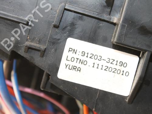 Fuse box HYUNDAI i40 I (VF) 1.7 CRDi | BP39853539E1 - Image 5