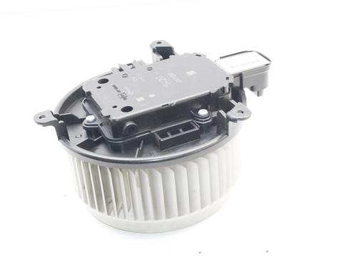 Used Heater blower motor Heater blower motor LAND ROVER RANGE ROVER SPORT II (L494) 3.0 SDV6 Hybrid 4x4 (354 hp) 39879604 39879604