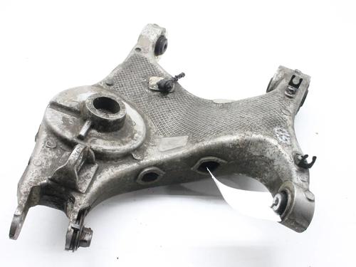 right-rear-suspension-arm-land-rover-range-rover-velar-l560-2017-39776534 main image