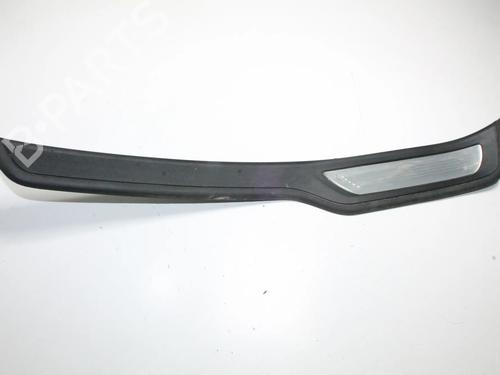 Used Door moulding trim Door moulding trim BMW 3 (E90) 320 d (163 hp) 39796599 39796599