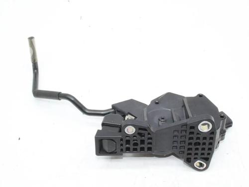 Used Pedal Pedal LEXUS LS (_F4_) 600h AWD (UVF45, UVF46) (394 hp) 39824797 39824797