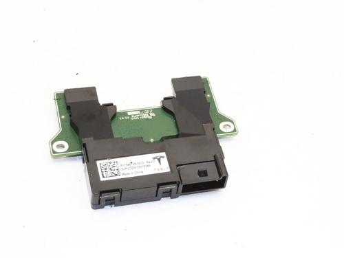 Módulo eletrónico TESLA MODEL Y (5YJY) EV Rear-Wheel Drive | BP39823741M83 - Image 2